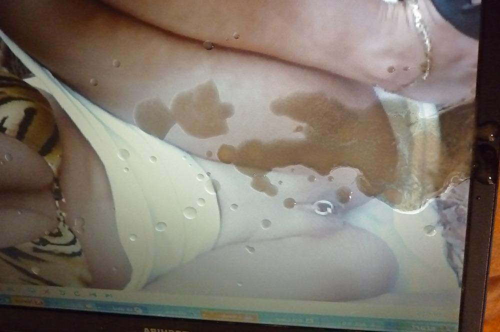 6P Christyshows cum covered cunt 