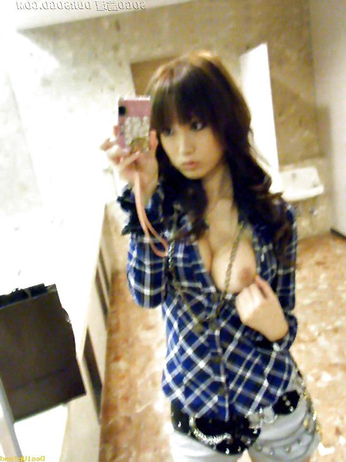 25P Sexy Taiwanese Asian