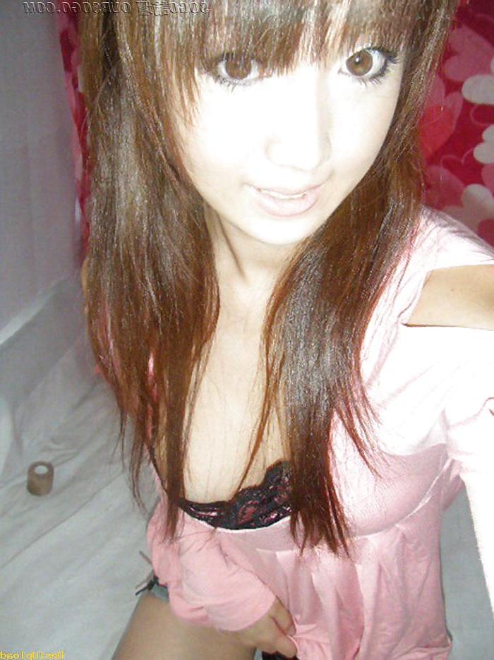 25P Sexy Taiwanese Asian
