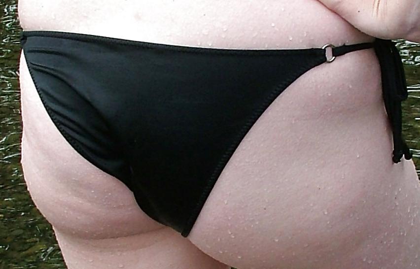 25P Thong and g string bikini ass exhibitionist