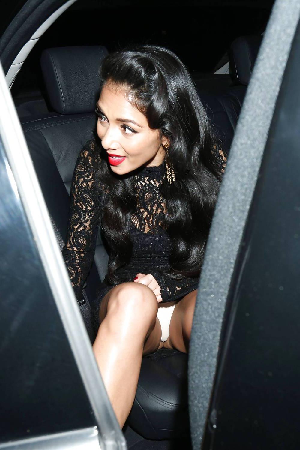 10P Top10 Celebrity Upskirt's