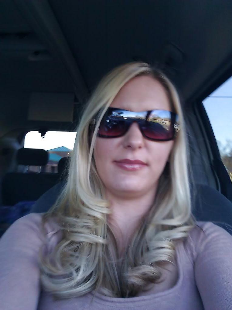 25P Big Tittied Blonde MILF