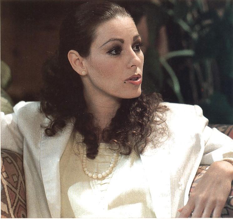25P Solo's of Annette Haven