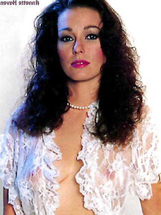 25P Solo's of Annette Haven