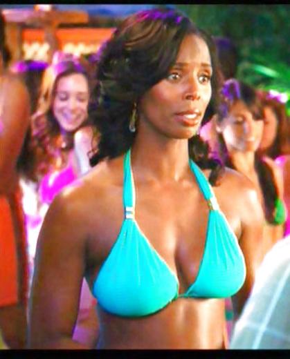10P Tasha Smith