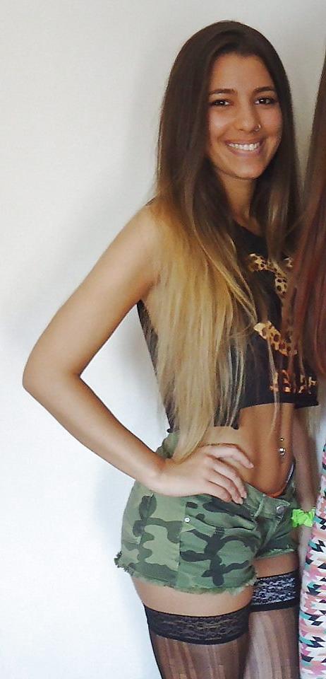 23P BEST OF - Portuguese Teens (NN)
