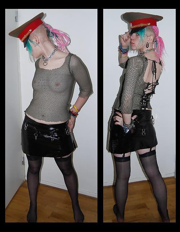 25P Swedish blog girl