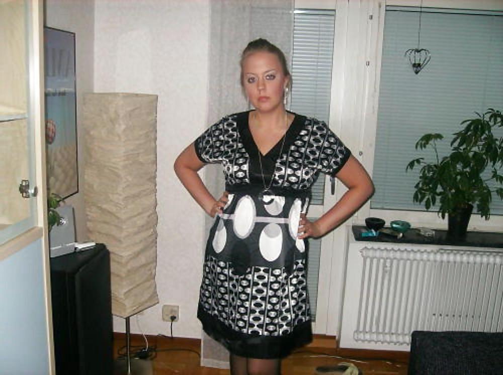 25P Swedish blog girl