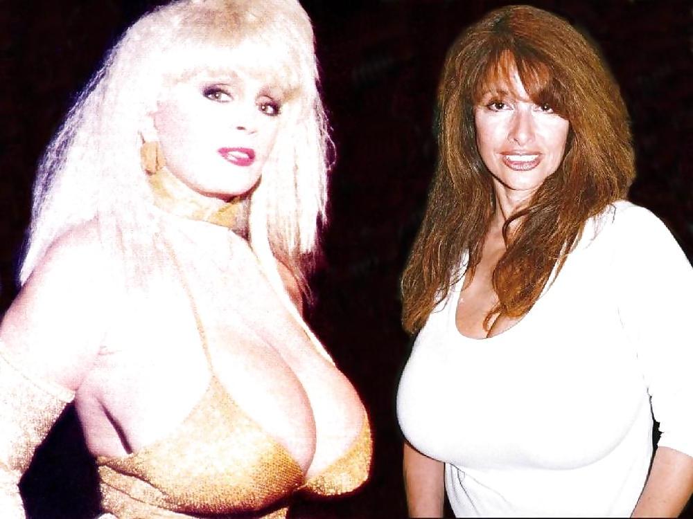 25P BIG TITS 2