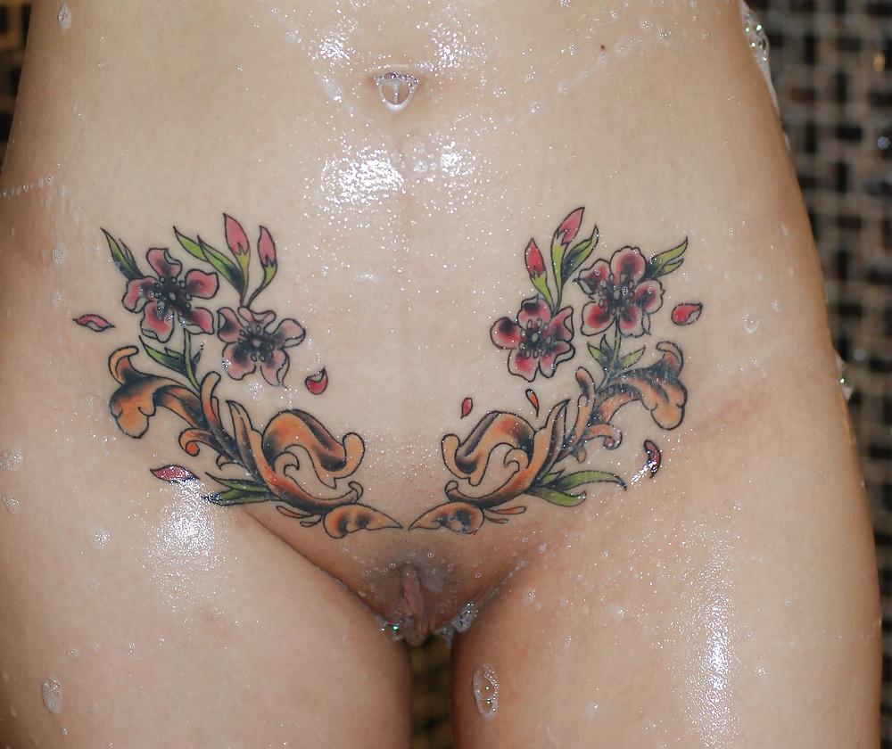 25P Funny and extreme pussy (Camaster)