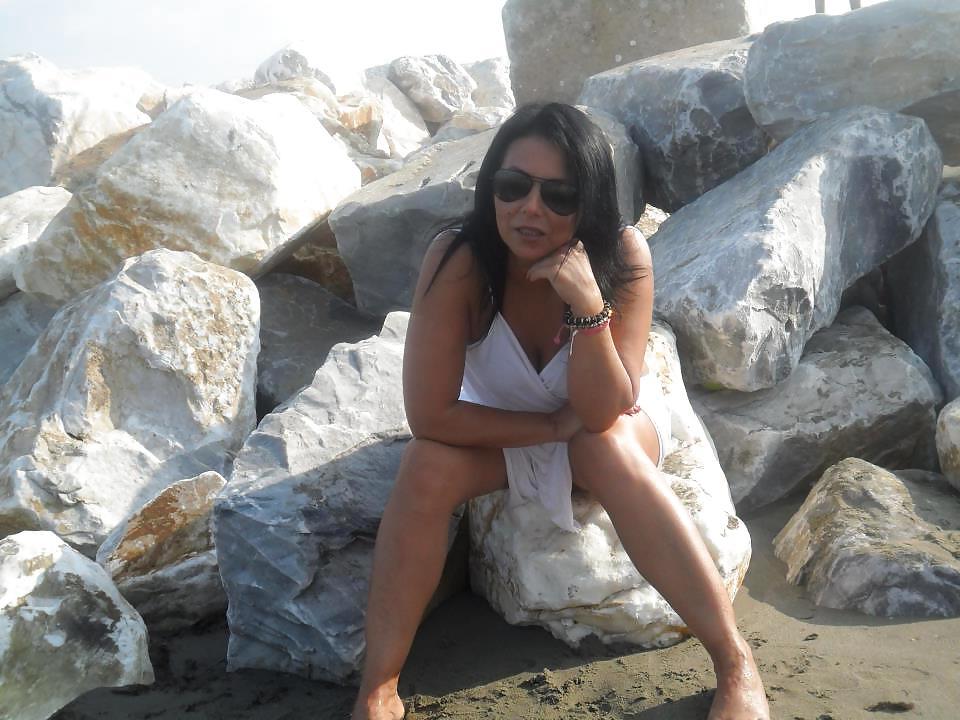 17P Italian women: Amy