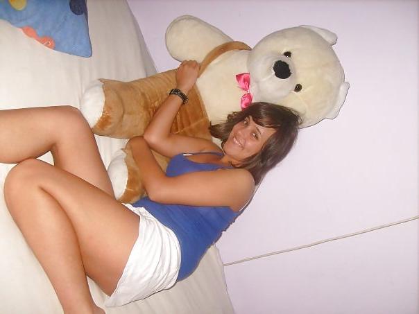 9P Turkish student