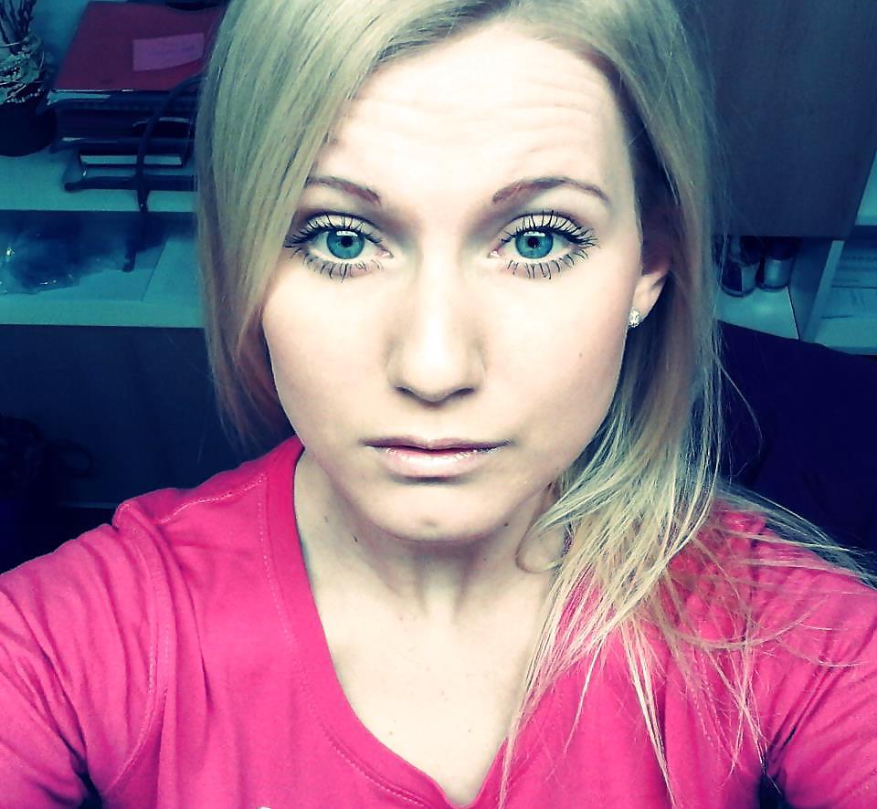 25P Polish slut