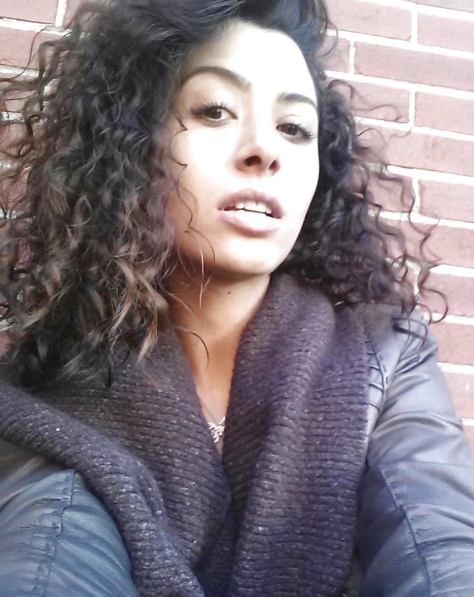 25P Iranian Teen Slut Felor (Friends with Sheyda)