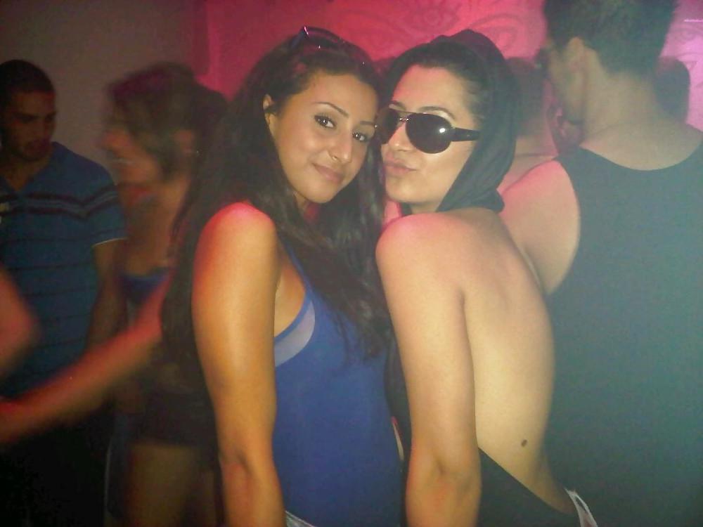 25P Iranian Teen Slut Felor (Friends with Sheyda)
