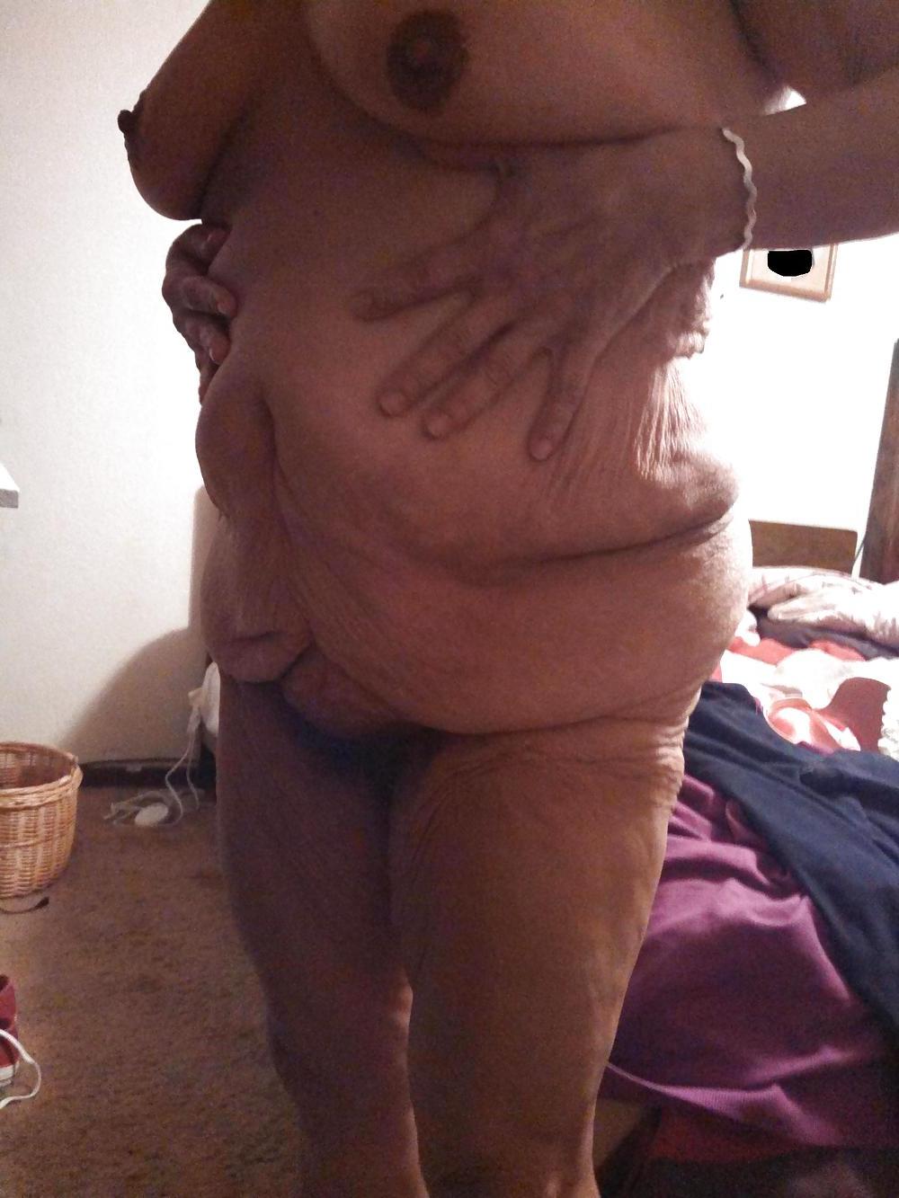 5P Mature bbw camera phone pics.