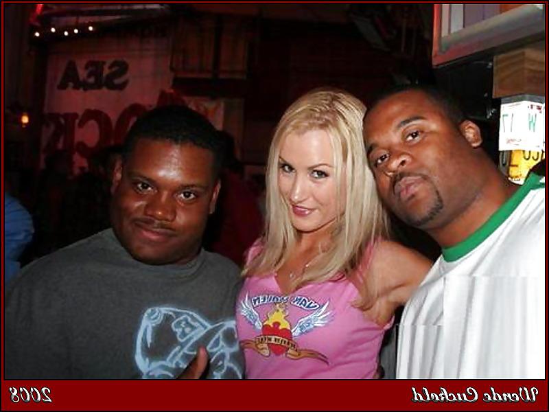 20P Cuckold World 