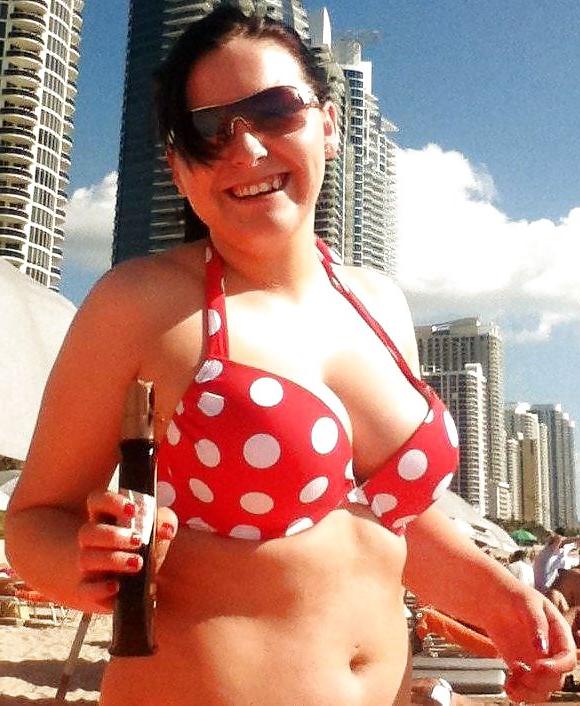 25P Irish bikini
