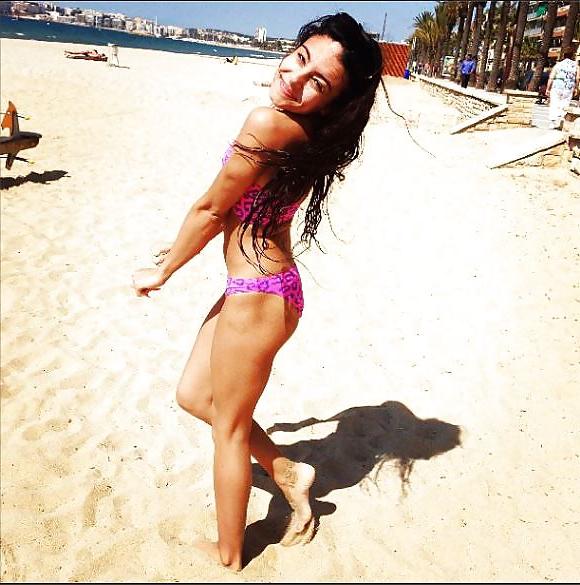 25P Irish bikini