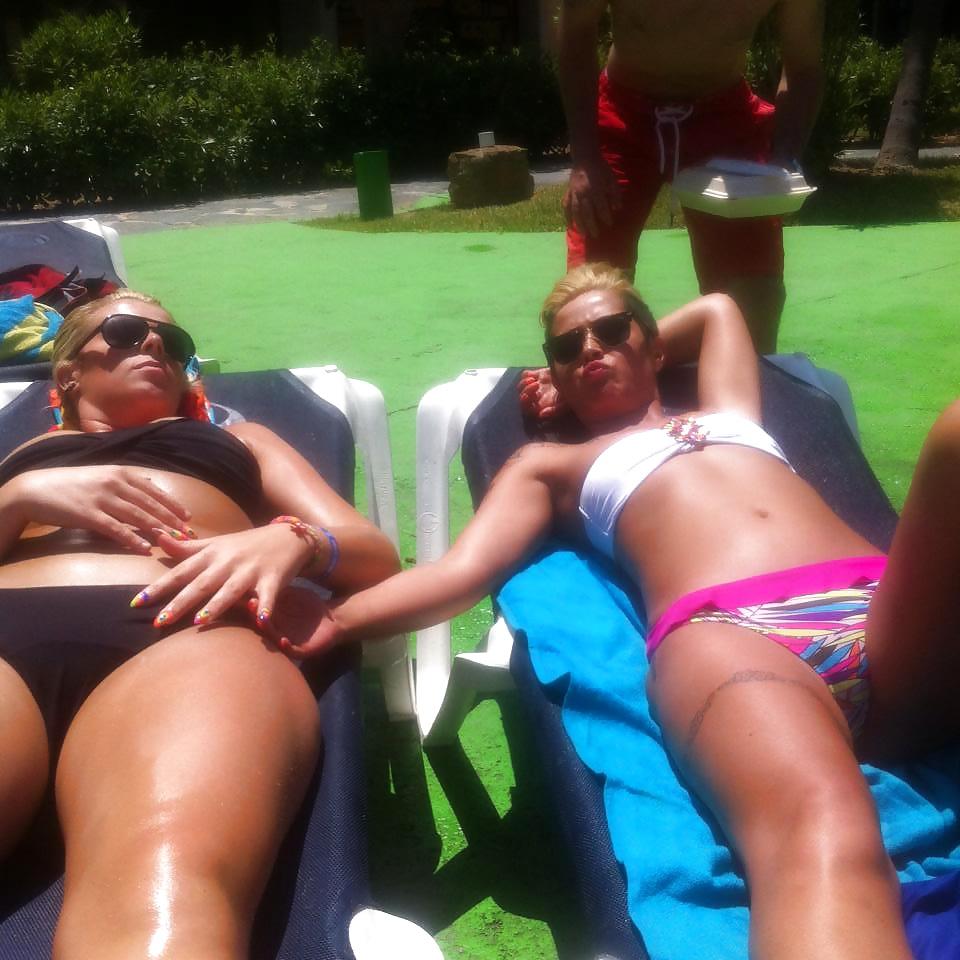 25P Irish bikini