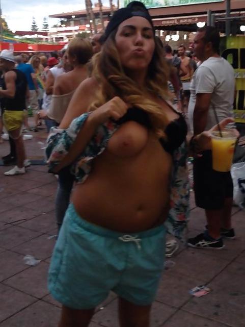 25P Irish bikini