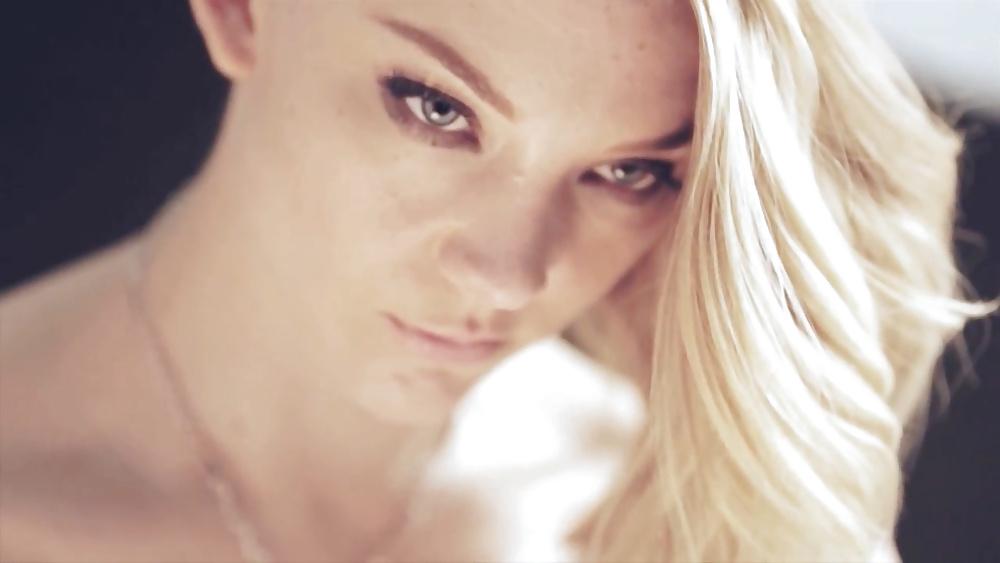 25P Natalie Dormer mega collection 