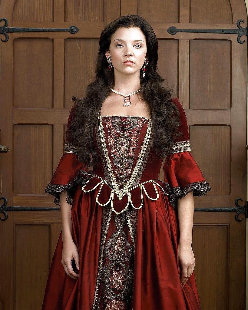 25P Natalie Dormer mega collection 