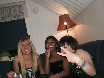 25P Swedish blog girls p2