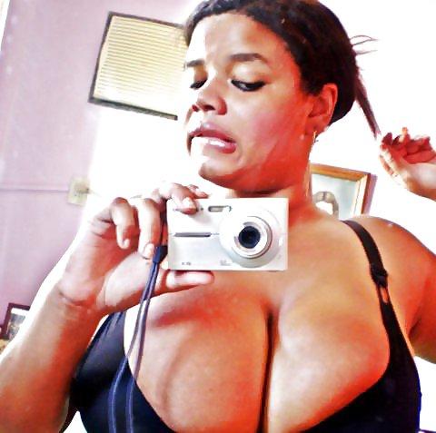 25P Exotic Tits 17