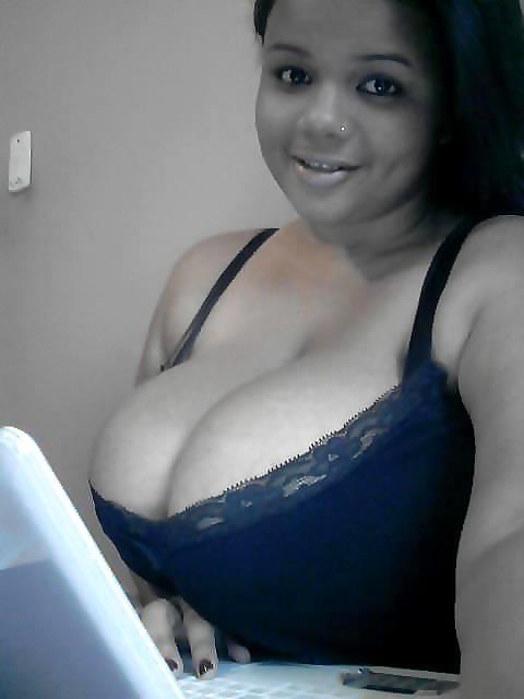 25P Exotic Tits 17