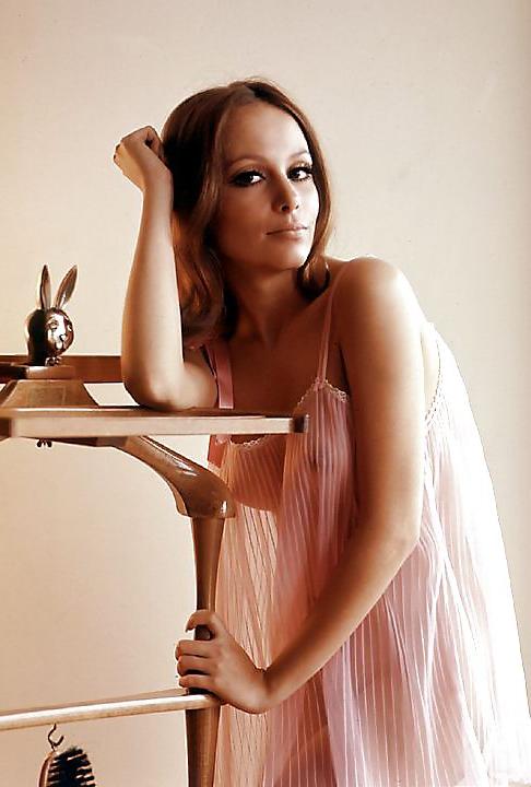 22P Vintage 1960's babe Elizabeth Jordan
