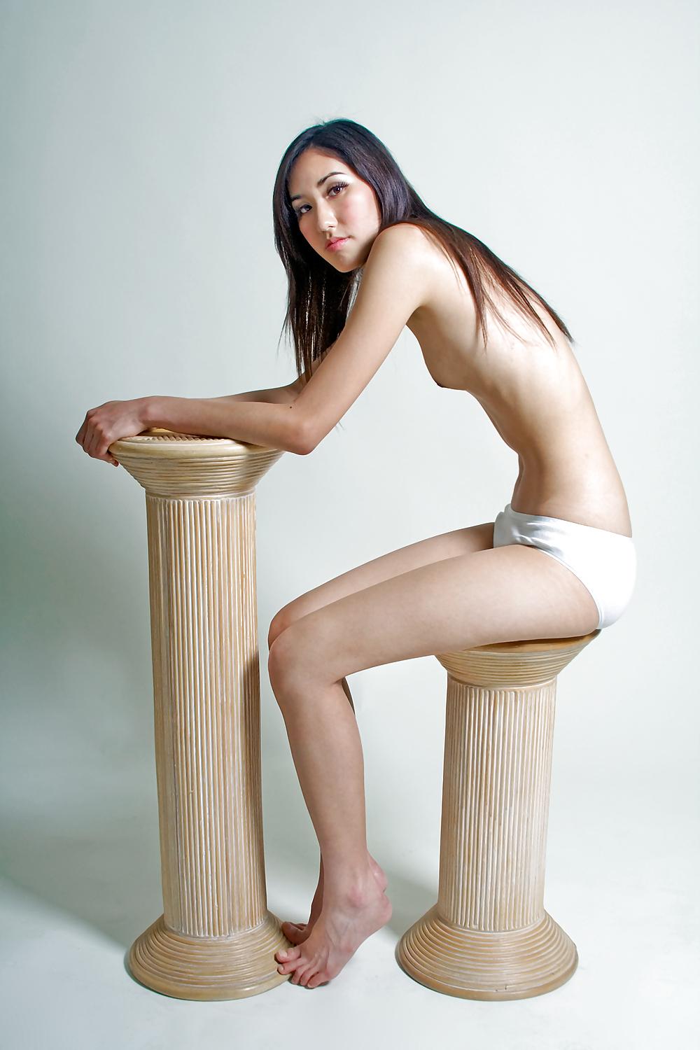 25P Yumi Honda College Student
