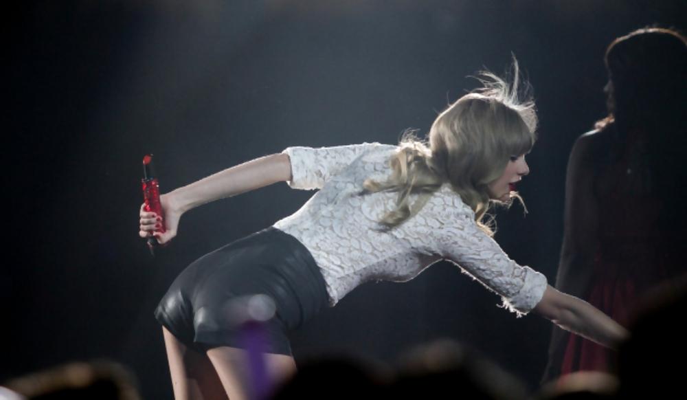 25P Taylor Swift - She wants it
