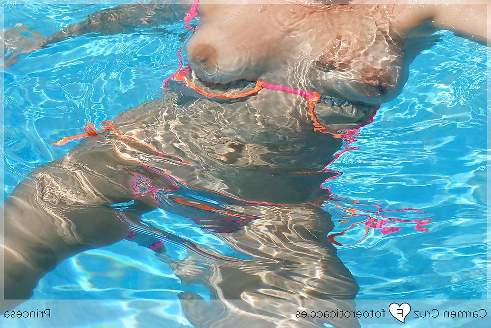 10P Swimming pool pics