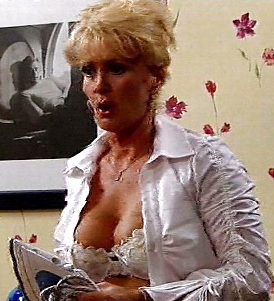 25P Ftlm and TV Totty showing their underwear