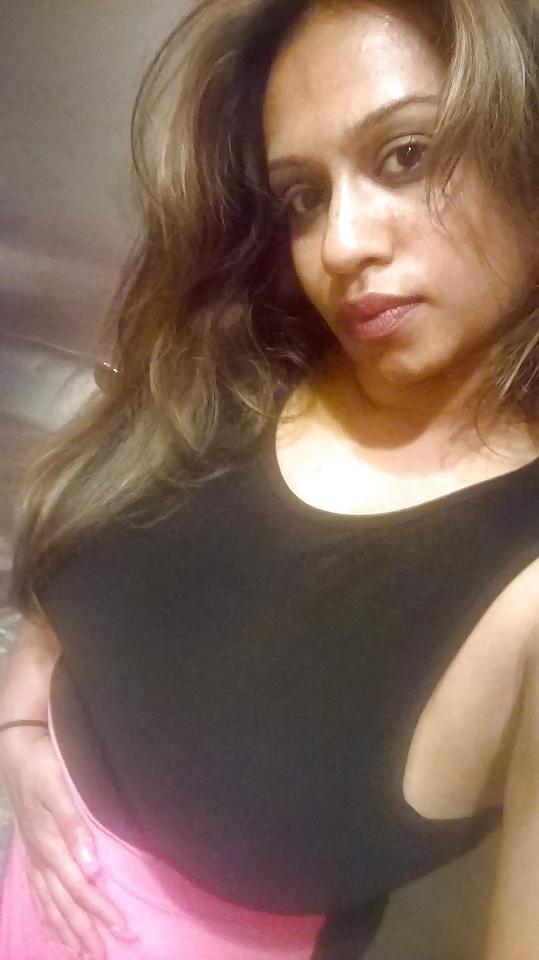 25P Big indian tits