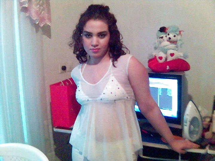 16P Hot Iranian Women Part 3