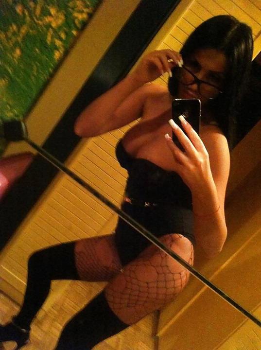 25P Serbian milf: adrijana