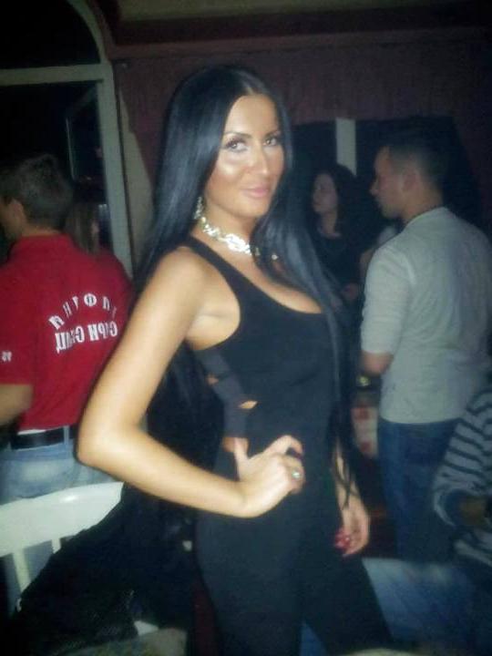 25P Serbian milf: adrijana