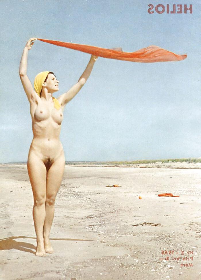 25P A Few Vintage Naturist Girls That Really Turn Me on (6)