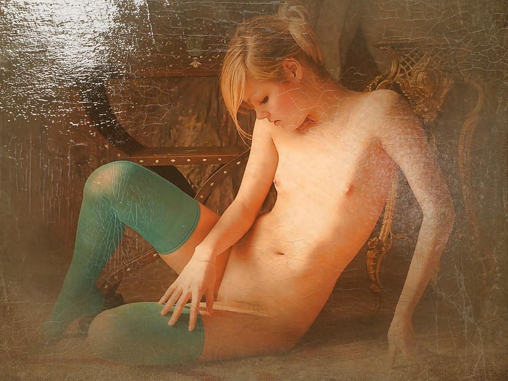 14P Vintage Style Photos of Sharon