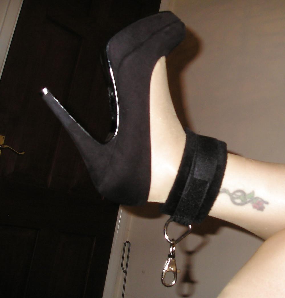 19P Tan tights and black heels