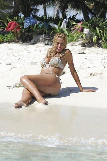 25P Valeria Marini (Italian Milfona)