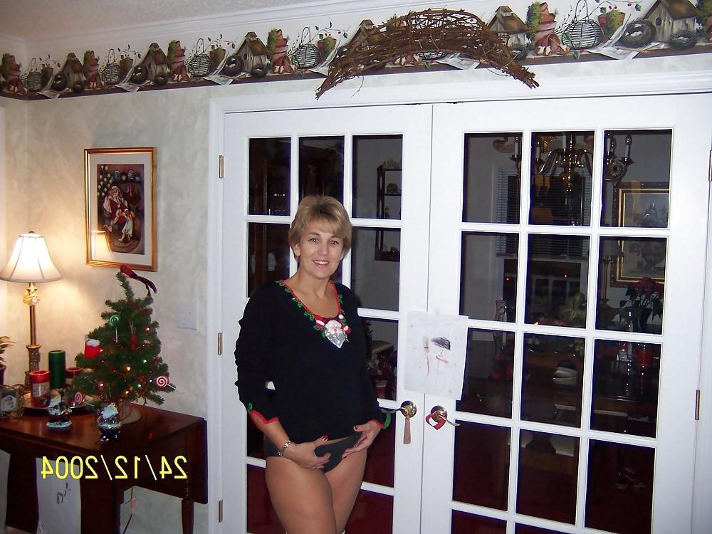 25P Beautiful mom