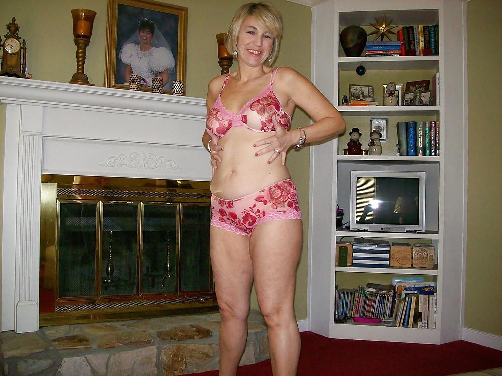 25P Beautiful mom