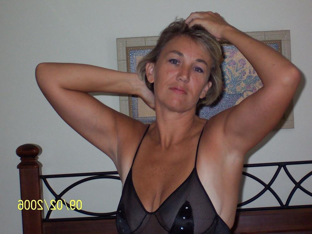 25P Beautiful mom
