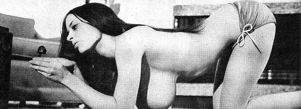 25P Vintage Busty Girls Arlene Bell