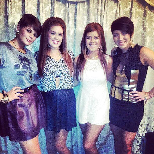 17P More Irish babes