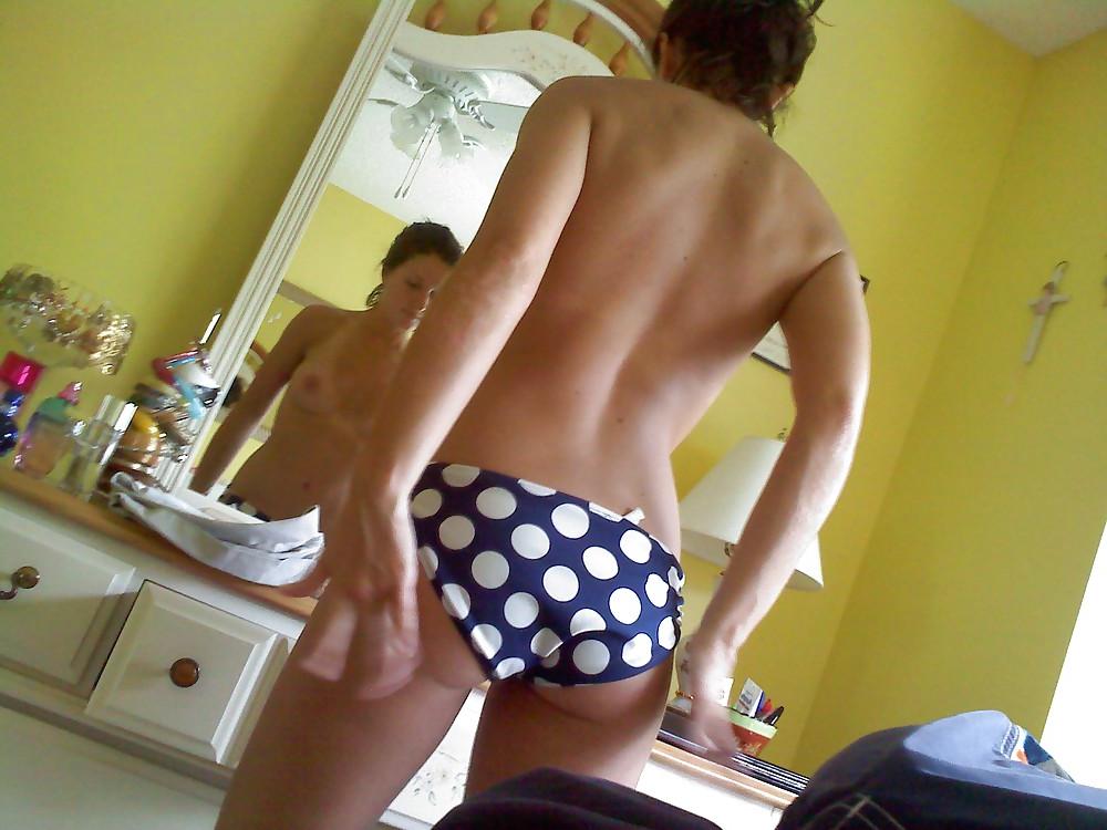 4P Amateur Brunette With Great Tits