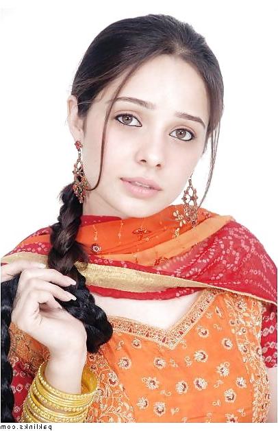 24P Desi sluts....who needs dirty comments